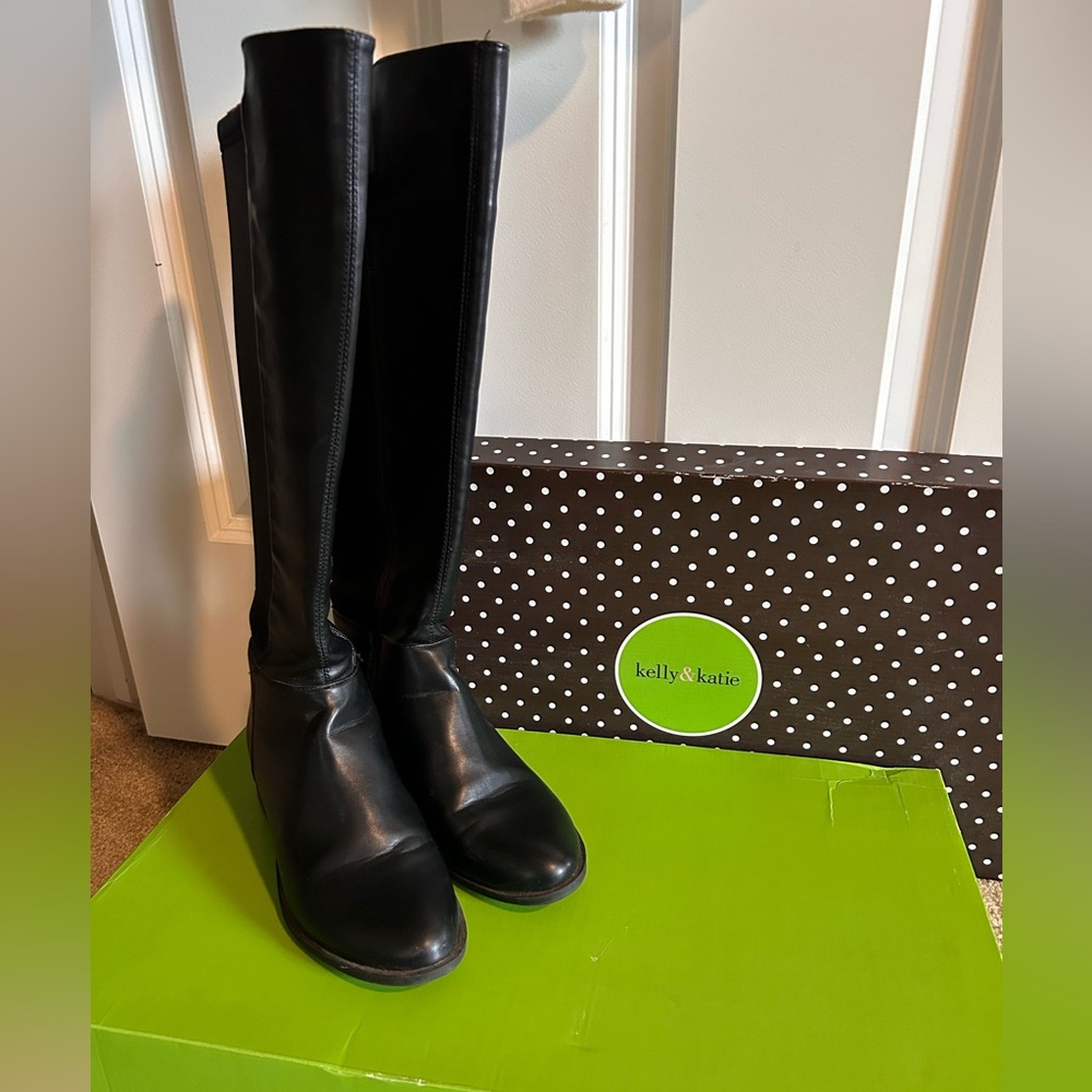 Kelly & Katie Black Heeled Boots